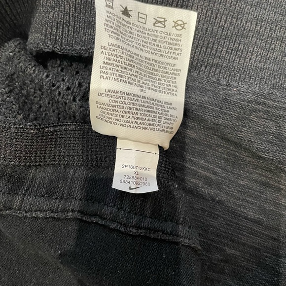 Nike Flyknit Zip Hoodie - Picture 4 of 5